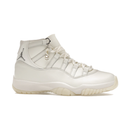 Air Jordan 11 Retro Pearl