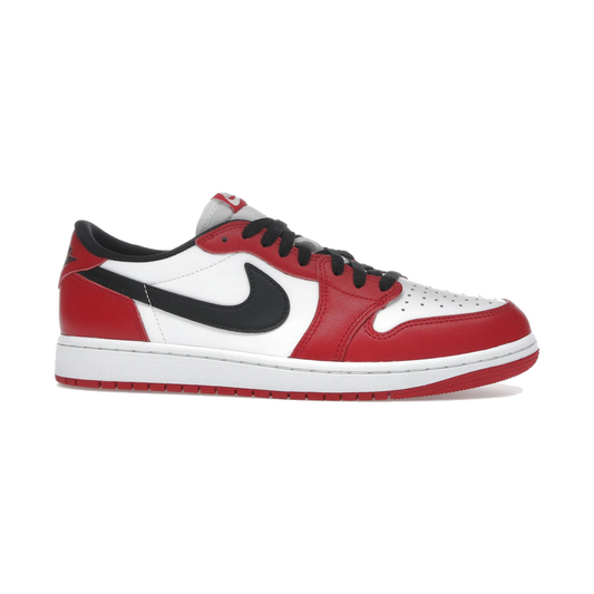Air Jordan 1 Retro Low OG Chicago 2025