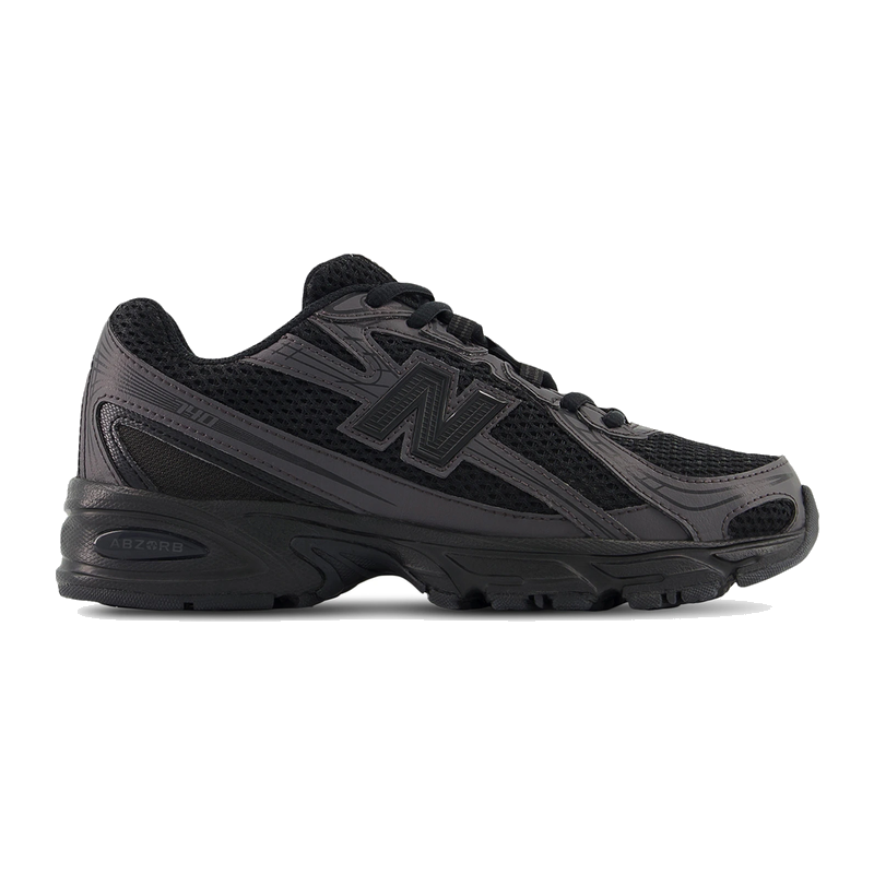 New Balance 740 Triple Black