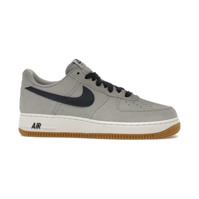 Nike Air Force 1 Low '07 LV8 Light Smoke Grey