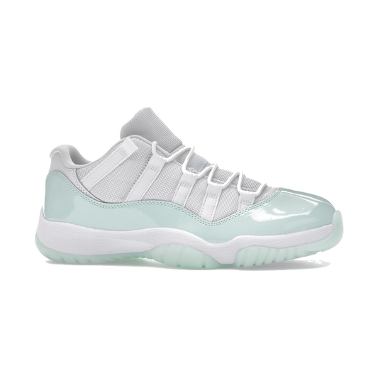 Air Jordan 11 Retro Low Igloo