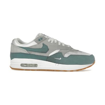 Nike Air Max 1 .SWOOSH Low Poly Adventure