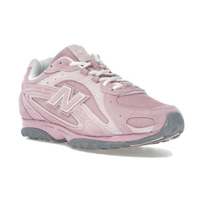New Balance 204L Pastel Pink