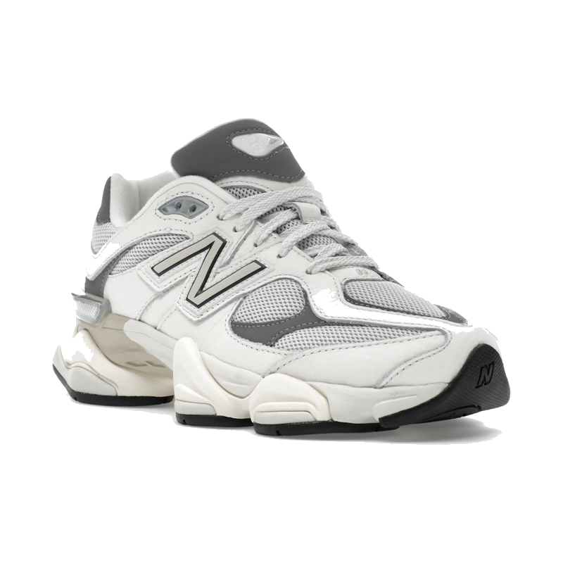 New Balance 9060 Sea Salt Castlerock