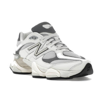 New Balance 9060 Sea Salt Castlerock