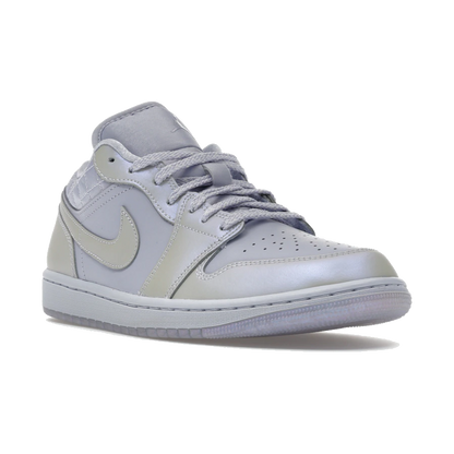Air Jordan 1 Low SE Ghost Pearlized Quilt