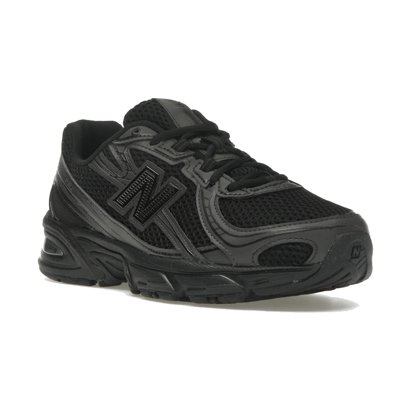 New Balance 740 Triple Black
