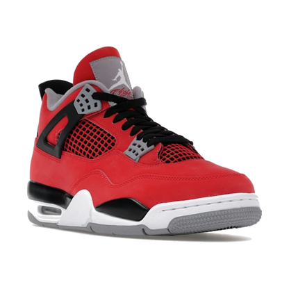 Air Jordan 4 Retro Toro Bravo 2026