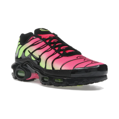 Nike Air Max Plus Hyper Pink Volt Black
