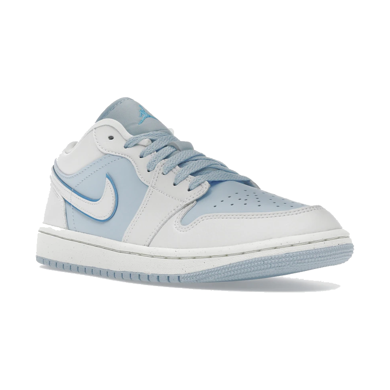 Air Jordan 1 Low SE Reverse Ice Blue