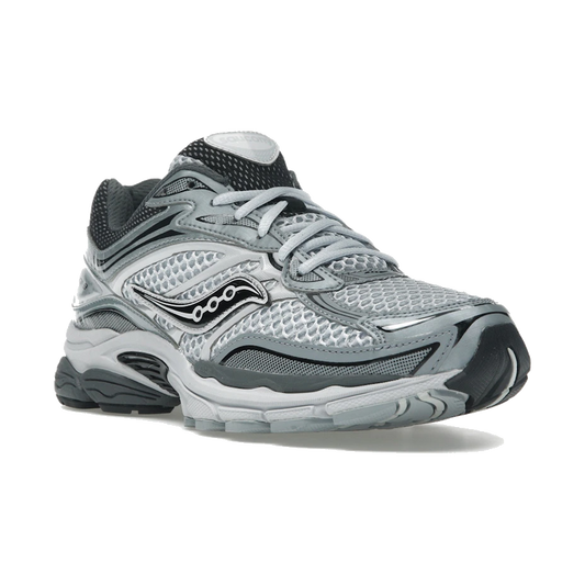 Saucony ProGrid Omni 9 Microchip