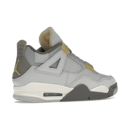 Air Jordan 4 Retro SE Craft Photon Dust