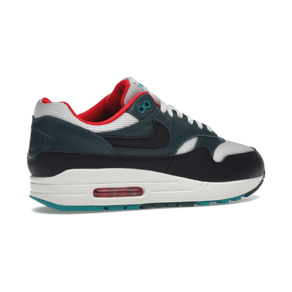 Nike Air Max 1 LeBron James Liverpool F.C.