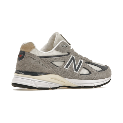 New Balance 990v4 MiUSA Grey Day 2023