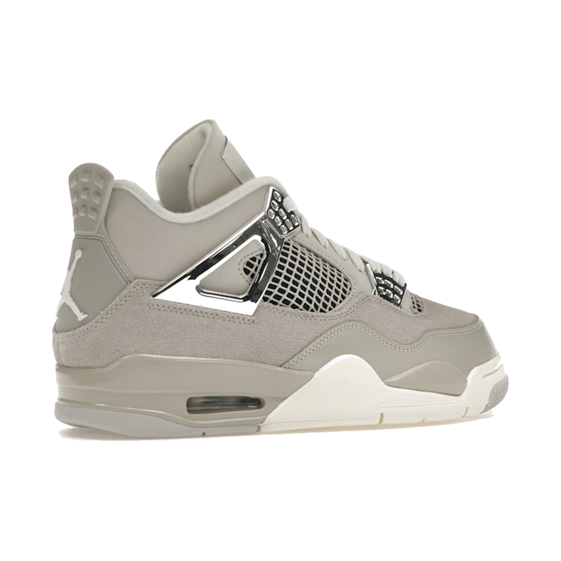 Air Jordan 4 Retro Frozen Moments