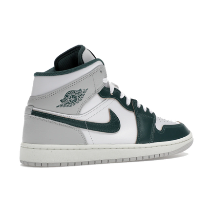 Air Jordan 1 Mid SE Oxidized Green