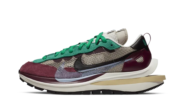 Nike Vaporwaffle Sacai Villain Red Neptune Green - DD3035-200